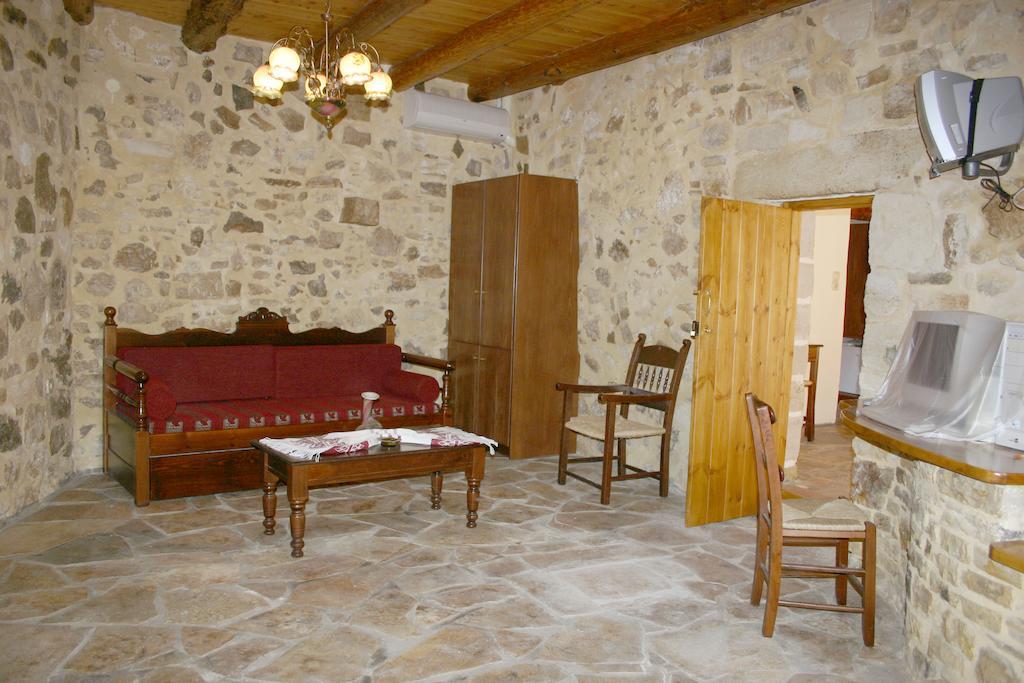 Vafes Traditional Stone Houses Δωμάτιο φωτογραφία