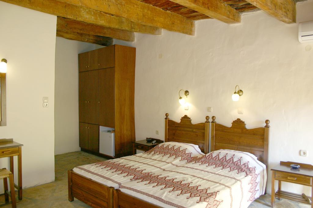 Vafes Traditional Stone Houses Δωμάτιο φωτογραφία